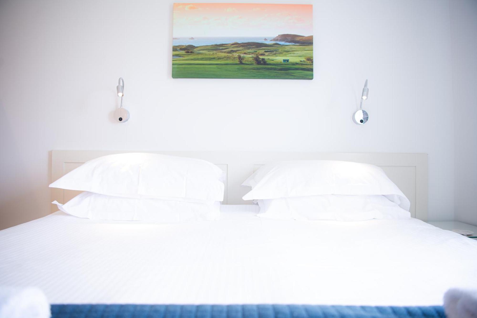 Trevose Golf And Country Club Hotel Padstow Bagian luar foto